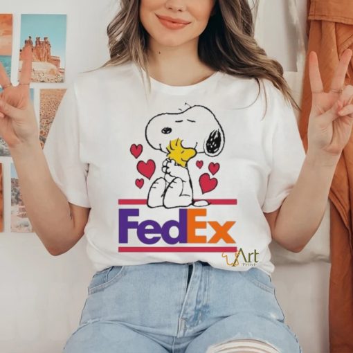 Official Snoopy And Woodstock Loves FEDEX Logo Shirt