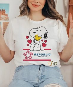 Official Snoopy And Woodstock Loves Republic Services Logo Shirt