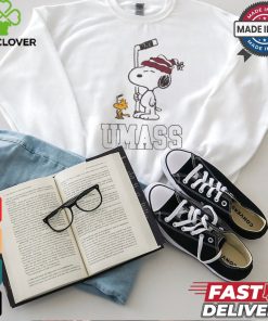 Official Snoopy And Woodstock Peanuts x UMass Hockey Anthem t shirt