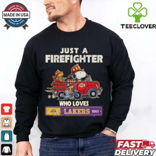 Official Snoopy And Woodstocks Just A Firefighter Who Loves Los Angeles Lakers NBA Way 2025 Shirt