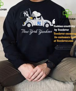 Official Snoopy Drives Car With New York Yankees Flag T Shirt