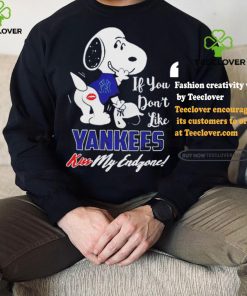 Official Snoopy New York Yankees For MLB Fans T Shirt 3 Official Snoopy New York Yankees For MLB Fans T Shirt