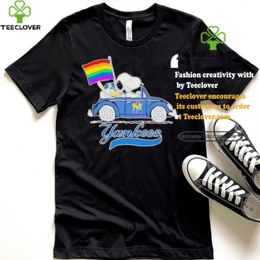 Official Snoopy and Woodstock Driving Car New York Yankees Pride Flag T Shirt