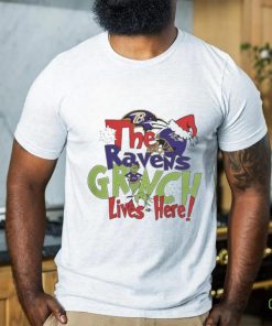 Official The Baltimore Ravens Grinch Lives Here Christmas T Shirt 1 Official The Baltimore Ravens Grinch Lives Here Christmas T Shirt