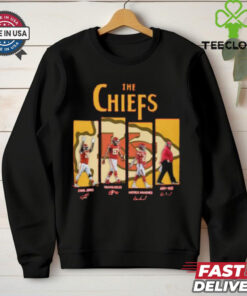 Official The Chiefs Team Players Signatures Shirt