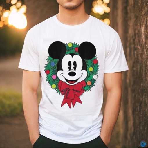 Official The Essentials Mickey Mouse Festive Holiday Christmas Wreath T Shirt