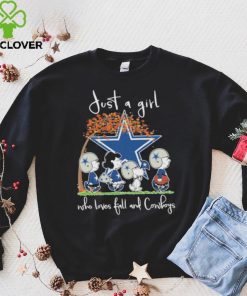 Official The Peanuts Just a girl who loves fall and Dallas Cowboys Shirt