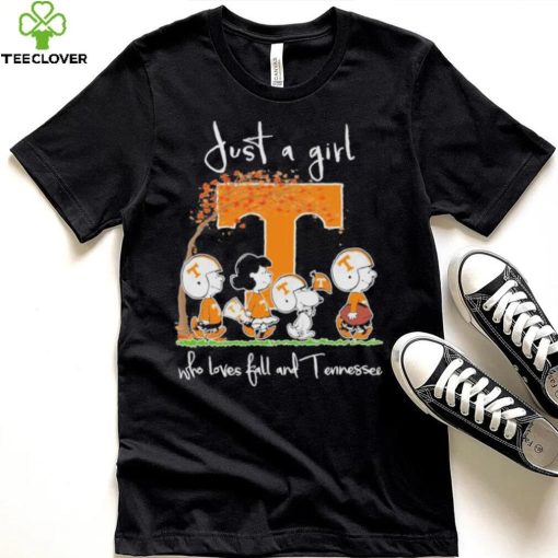 Official The Peanuts Just a girl who loves fall and Tennessee hoodie, sweater, longsleeve, shirt v-neck, t-shirt