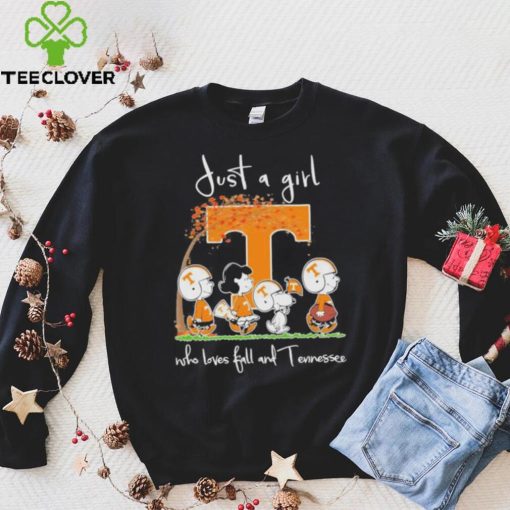 Official The Peanuts Just a girl who loves fall and Tennessee shirt