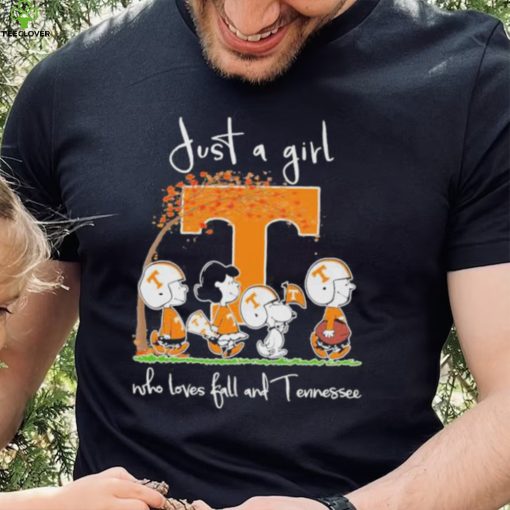 Official The Peanuts Just a girl who loves fall and Tennessee shirt