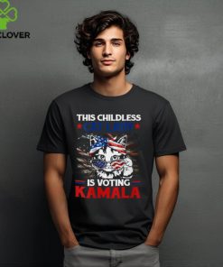 Official This childless cat lady is voting Kamala America flag 2024 T shirt