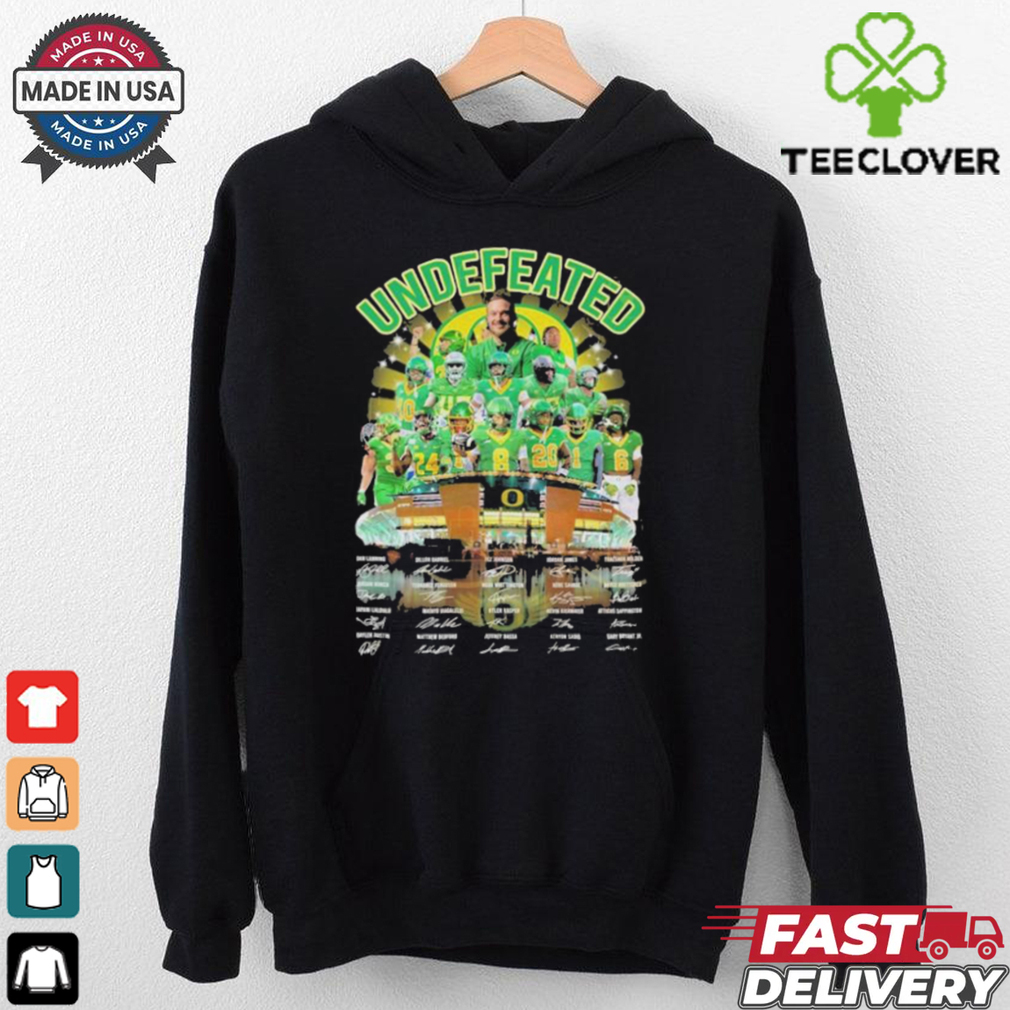 Official Undefeated Oregon Ducks Players Signatures shirt Official Undefeated Oregon Ducks Players Signatures shirt