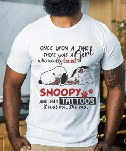 Official cute Snoopy A Girl Who Really Loved Snoopy Mom T Shirt