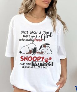 Official cute Snoopy A Girl Who Really Loved Snoopy Mom T Shirt