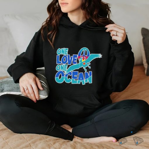 Official jimmy Buffett One Love One Ocean shirt