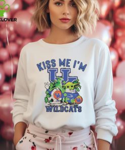 Official kentucky Wildcats Happy St. Patrick’s Day Baby Yoda T Shirt