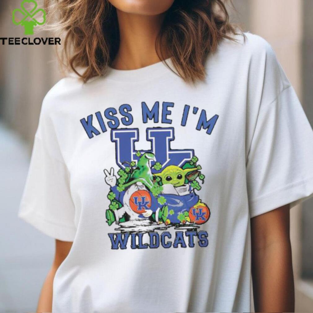 Official kentucky Wildcats Happy St. Patrick’s Day Baby Yoda T Shirt Official kentucky Wildcats Happy St. Patrick’s Day Baby Yoda T Shirt