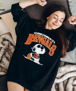Official snoopy Cincinnati Bengals Football T shirt