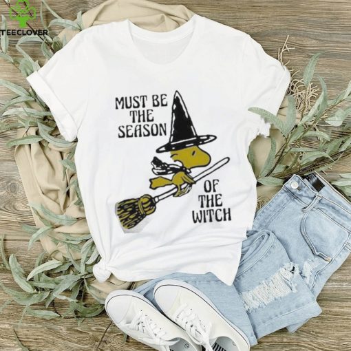 Official snoopy Must be the season of the witch shirt