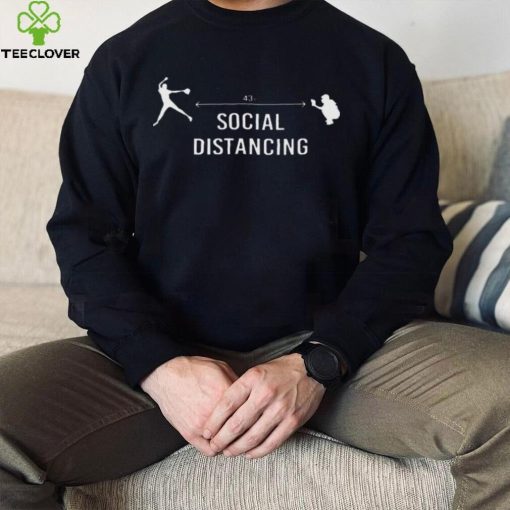 Official social distancing softball 43 ft áo thun youth 2023 hoodie, sweater, longsleeve, shirt v-neck, t-shirt