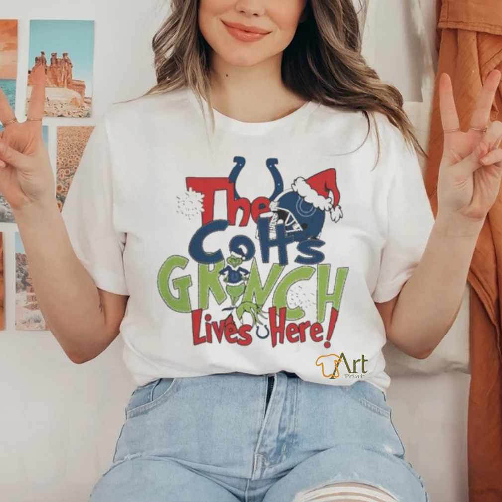 Official the Colts Grinch Lives Here Christmas T Shirt Official the Colts Grinch Lives Here Christmas T Shirt