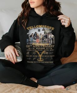 Official yellowstone Dutton Ranch 06th Anniversary 2018 2024 Thank You For The Memories Signatures Shirt