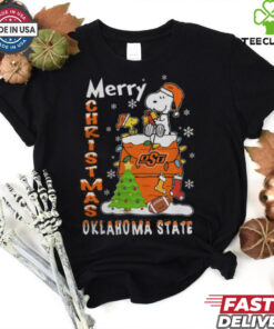 Oklahoma State Cowboys Snoopy And Woodstock Merry Christmas Shirt