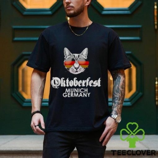 Oktoberfest Cat Munich Germany flag hoodie, sweater, longsleeve, shirt v-neck, t-shirt