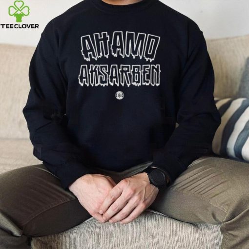 Omaha selfie aksarben shirt