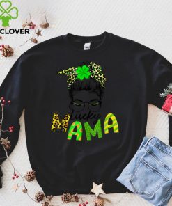 One Lucky Mama Messy Bun Leopard St Patrick's Day T Shirt tee