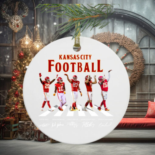 Onimhouse Ornament Kansas City Player Walking Abbey Road Signatures T Travis Kelce Patrick Mahomes City, Ornament Christmas Gift, 2D Flat Round Ceramic Ornament