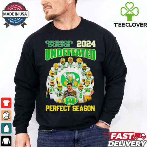 Oregon Ducks 2024 undefeated perfect season team signatures graphic shirt