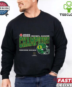 Oregon Ducks 2025 Rose Bowl Game Champions College Football Playoff Quarterfinal Vintage Style With Helmet Unisex T Shirt