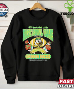 Oregon Ducks CFP Quaterfinal at The Rose Bowl Game Roses and Rivalries shirt