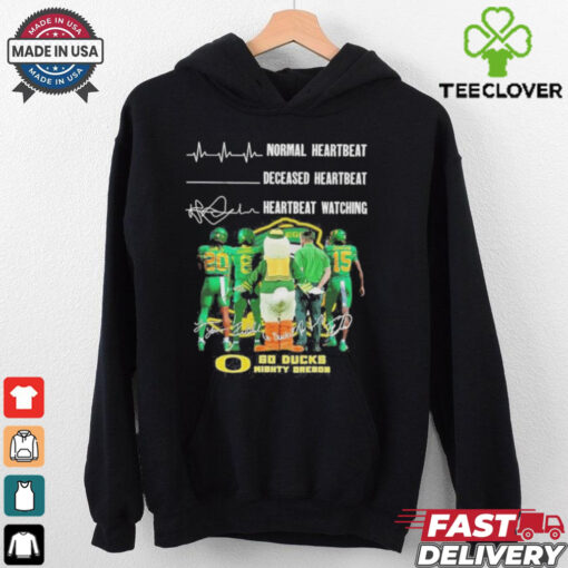 Oregon Ducks Crazy Heartbeat Watching Them Playing 2024 signatures T Shirt