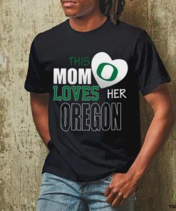 Oregon Ducks Mom Loves Mothers Day T hoodie, sweater, longsleeve, shirt v-neck, t-shirt