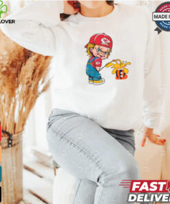 Original Chucky Chiefs piss on cincinnati bengals shirt