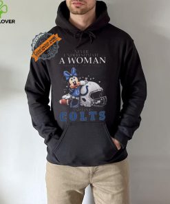 Original Mickey mouse never underestimate a woman who understands football and loves indianapolis colts shirt
