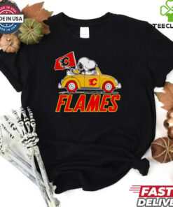 Original Snoopy and Woodstock driving Calgary Flames car shirt