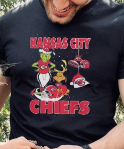 Original The Grinch And Dog Kansas City Chiefs Ornament Christmas 2023 T Shirt