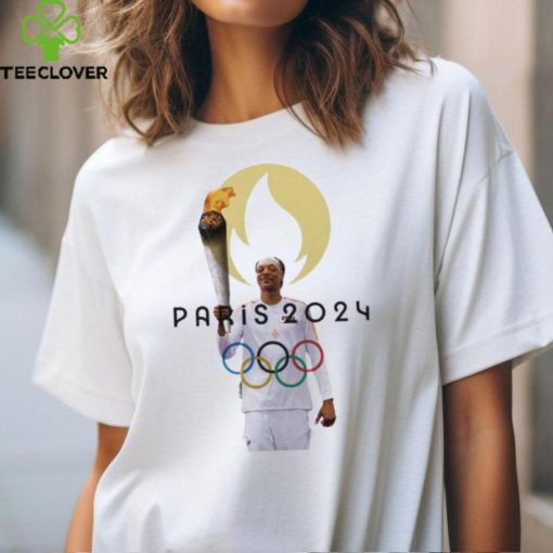 Paris Olympic 2024 Made Snoop Dogg Hold The Biggest Torch Blunt Unisex T Shirt