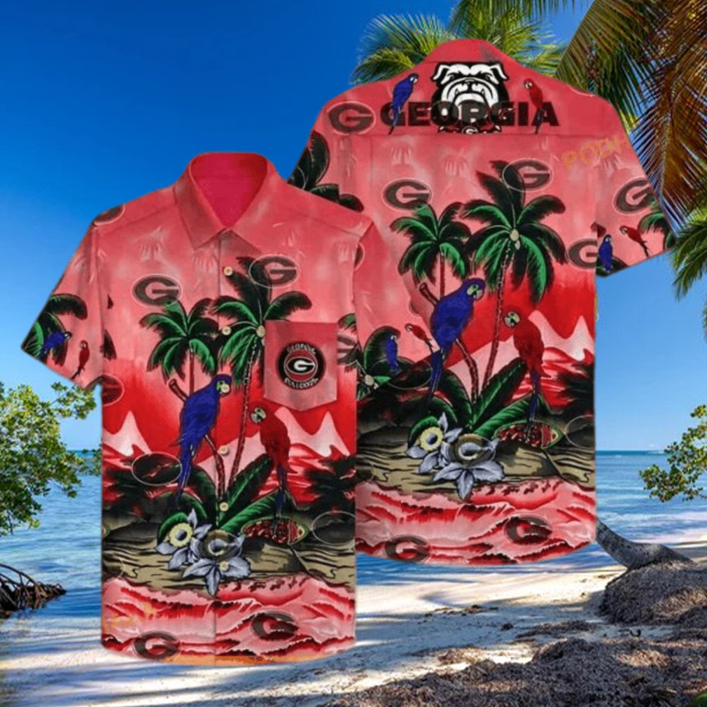 Parrots Georgia Bulldogs UGA Funny Hawaiian Shirt Beach Lovers Gift Parrots Georgia Bulldogs UGA Funny Hawaiian Shirt Beach Lovers Gift