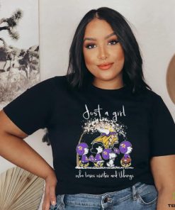 Peanuts Characters Just A Girl Who Loves Winter And Minnesota Vikings Christmas Shirt