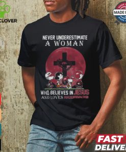 Peanuts Characters Never Underestimate A Woman Who Believes In Jesus And Loves Arkansas Razorbacks Shirt