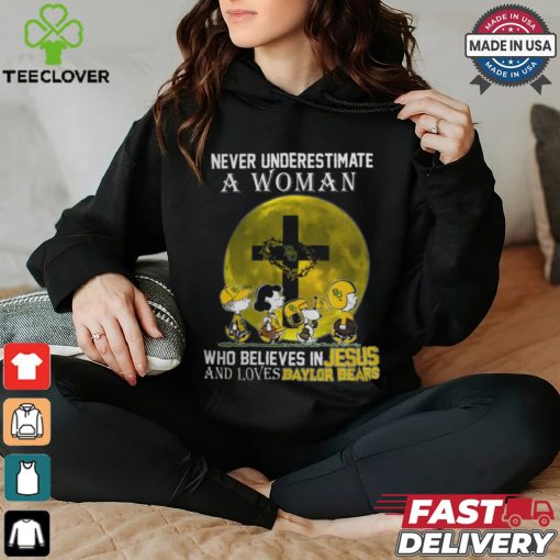 Peanuts Characters Never Underestimate A Woman Who Believes In Jesus And Loves Baylor Bears Shirt