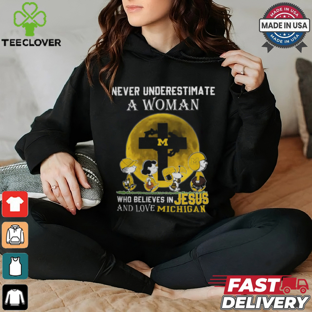 Peanuts Characters Never Underestimate A Woman Who Believes In Jesus And Loves Michigan Wolverines Shirt Peanuts Characters Never Underestimate A Woman Who Believes In Jesus And Loves Michigan Wolverines Shirt