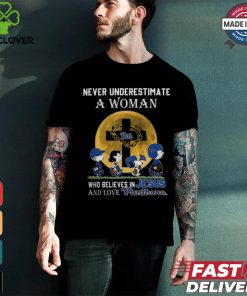 Peanuts Characters Never Underestimate A Woman Who Believes In Jesus And Loves Pitt Panthers Shirt