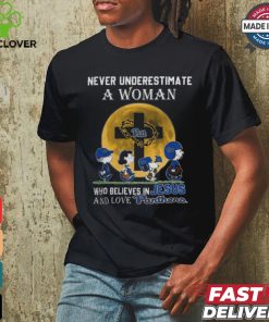 Peanuts Characters Never Underestimate A Woman Who Believes In Jesus And Loves Pitt Panthers Shirt