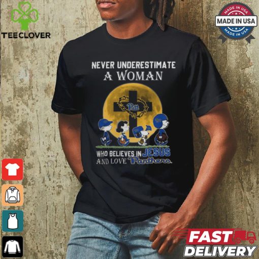 Peanuts Characters Never Underestimate A Woman Who Believes In Jesus And Loves Pitt Panthers Shirt