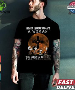 Peanuts Characters Never Underestimate A Woman Who Believes In Jesus And Loves Texas Longhorns Shirt